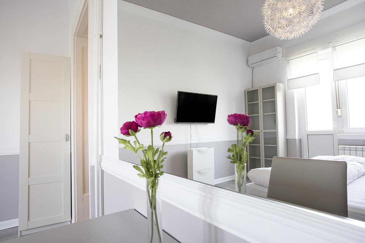 Apartment Harizma Belgrado Esterno foto